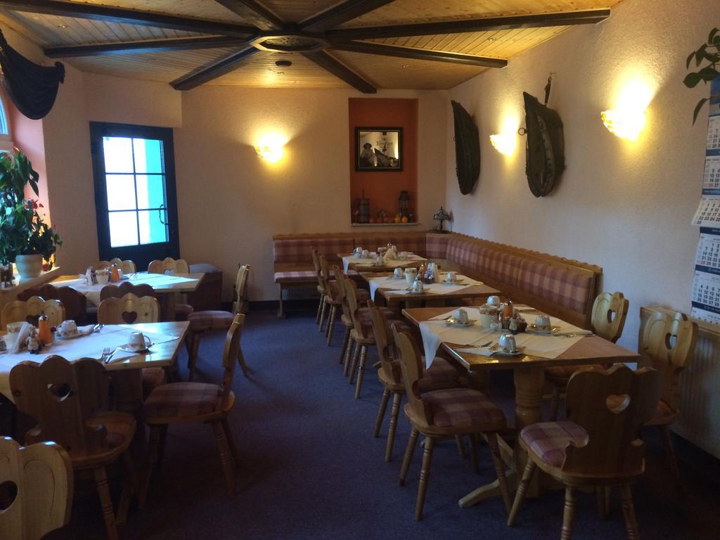 Pension Zum Bauernstuebl Meerane Extérieur photo