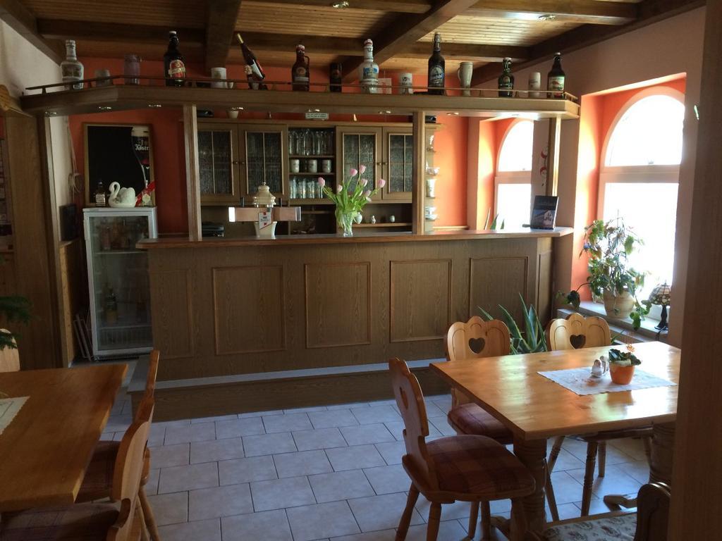 Pension Zum Bauernstuebl Meerane Extérieur photo